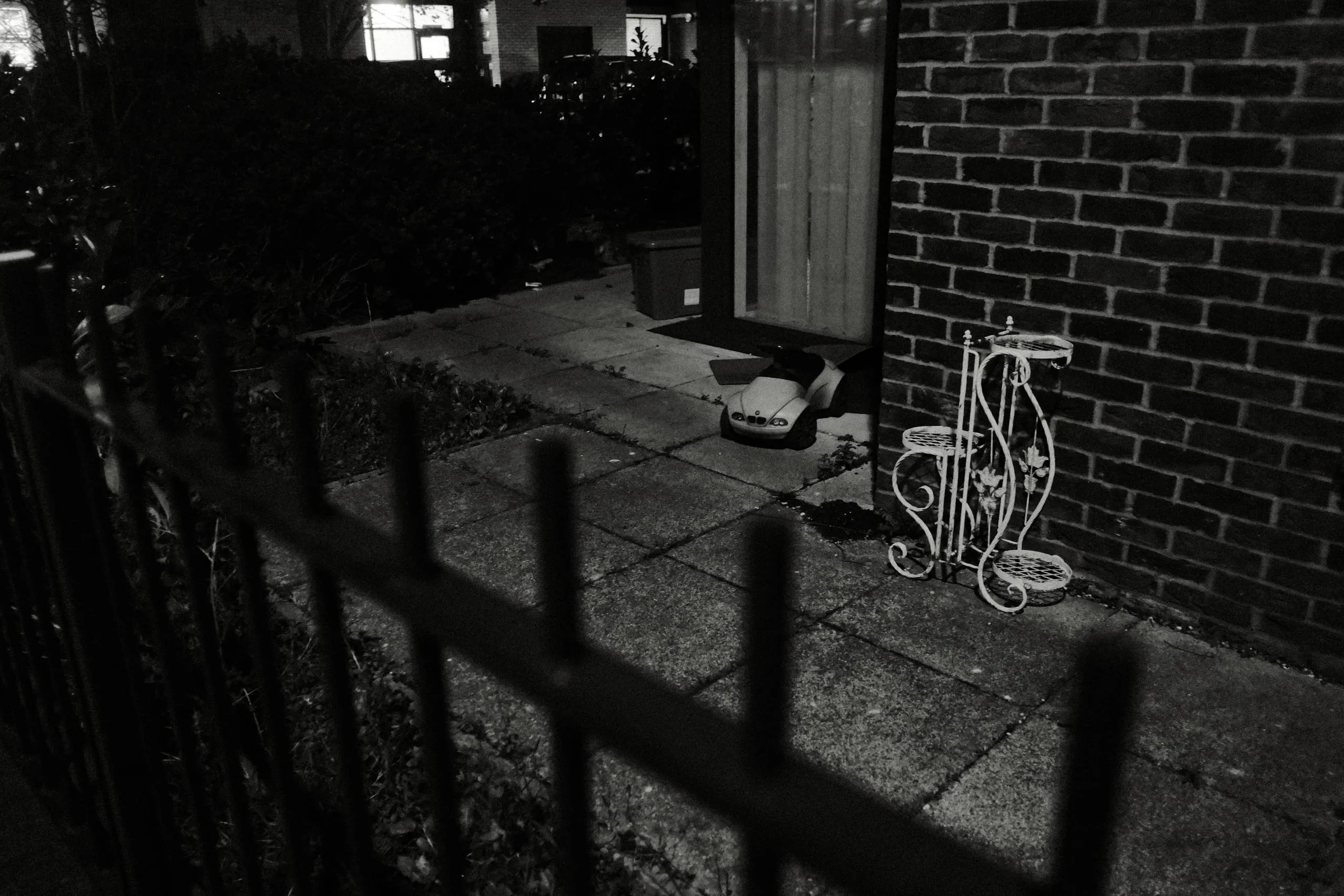 Toy BMW SUV, Poplar